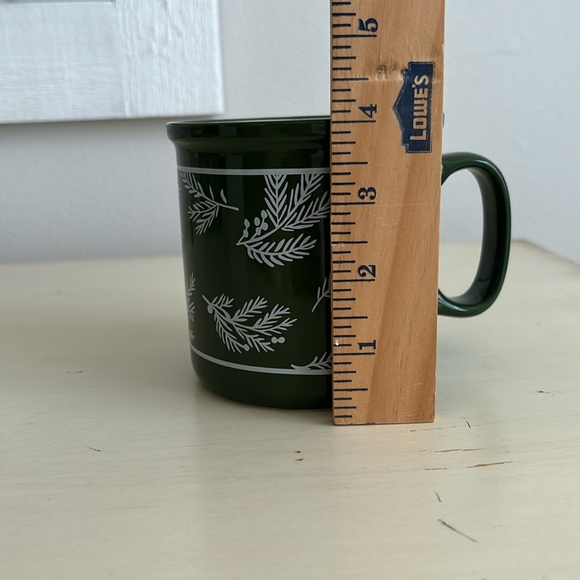 Hallmark Holiday Christmas Ceramic Mug Green Pine Branches Holly Evergreen Cup - Picture 7 of 10